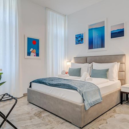 Tango Luxury Rooms สปลิท ภายนอก รูปภาพ